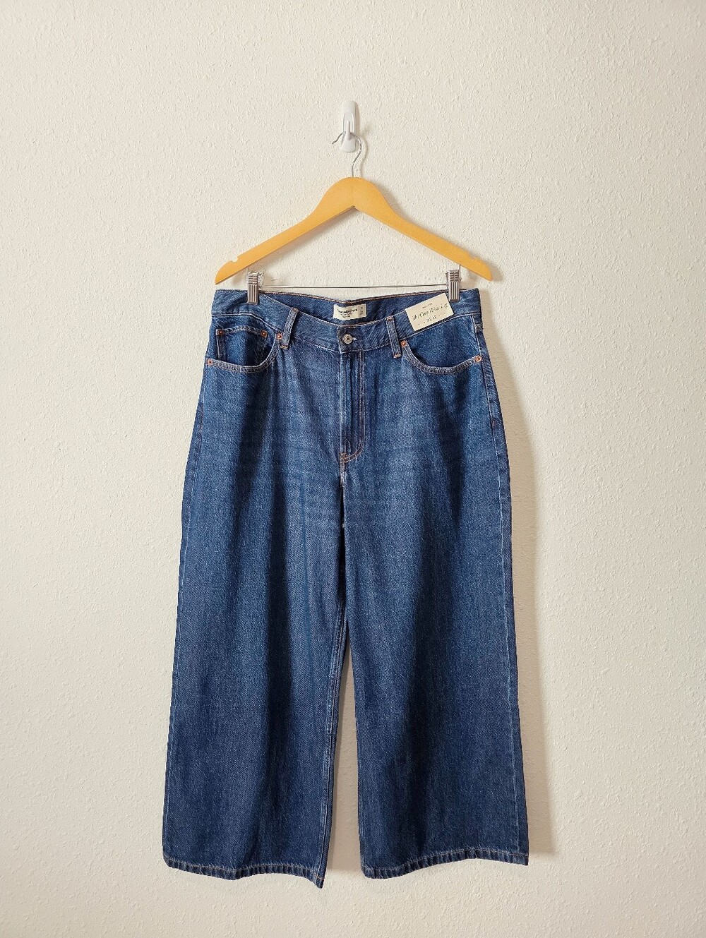 NEW Abercrombie High Rise Crop Wide Leg Jeans 31/12